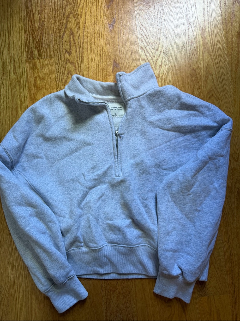 Abercrombie & Fitch soft a&f max essentials gray pullover